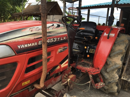 รถไถยันม่าร์453T LXราคา330000บาท  มึไบมีดและผาน6หนึ่งอัน พร้อมใช้งานสายๆครับสนใจ โทร0813655997 อำพร พาเจริญ ต วังบัว อ คลองขลุง จ กำแพงเพชร