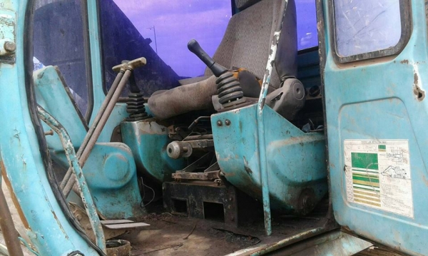 ขายรถขุด kobelco sk200มาร์คทรู สภาพพร้มทำงาน ปั๊มแห้ง ช่วงล่างดี วางหัวเก๋งซัมซุง ขายรถขุด kobelco sk200มาร์คทรู สภาพพร้มทำงาน ปั๊มแห้ง ช่วงล่างดี วางหัวเก๋งซัมซุง