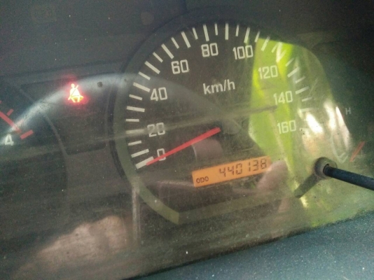 หกล้อ อีซูชุ NPR150ปี52 ยาว 5ม สภาพดีสวยพร้อมใช้งาน ทะเบียนพร้อมโอน