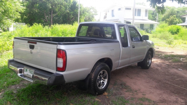 นิสสันฟอนเทีย ปี2547 3.0 ราคา 149,000 บาทด่วนๆ นิสสันฟอนเทีย ปี2547 3.0 ราคา 149,000 บาทด่วนๆ