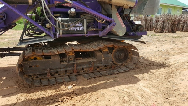 ขายรถเกี่ยวข้าวอุ้ม1.5ตัน เกษตรพัฒนา ช้างน้อยจ้าวพลังปี51 รุ่นสแตนเลส ช่วงล่างดี ลูเลอร์8 โซ่ดี บิ้วใหม่พร้อมลงเกี่ยว ขายรถเกี่ยวข้าวอุ้ม1.5ตัน เกษตรพัฒนา ช้างน้อยจ้าวพลังปี51 รุ่นสแตนเลส ช่วงล่างดี ลูเลอร์8 โซ่ดี บิ้วใหม่พร้อมลงเกี่ยว