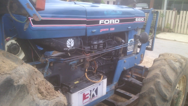 ขายรถไถฟอรด็6610  สองเพลาคานหน้าคาลาโล่   มีเล่มทะเบียรครบ0810076640