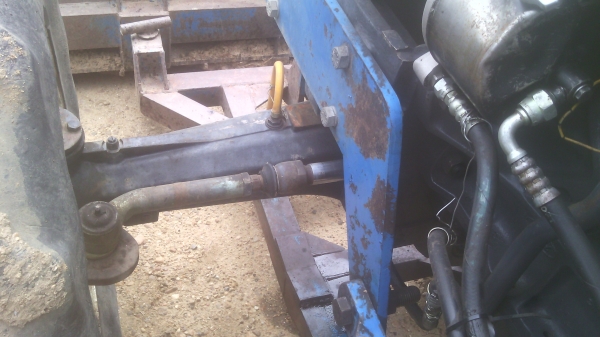 ขายรถไถฟอรด็6610  สองเพลาคานหน้าคาลาโล่   มีเล่มทะเบียรครบ0810076640