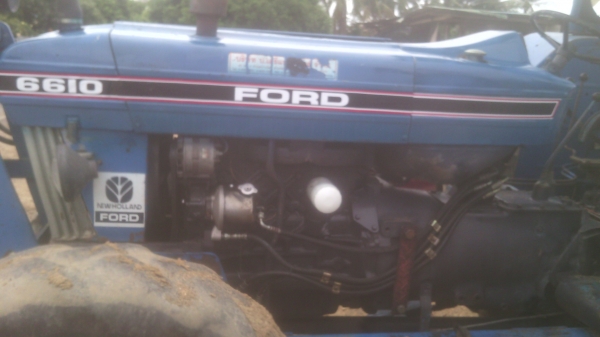 ขายรถไถฟอรด็6610  สองเพลาคานหน้าคาลาโล่   มีเล่มทะเบียรครบ0810076640