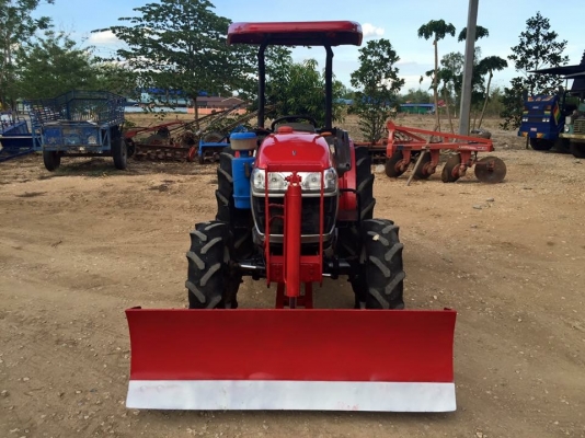 ขายรถไถยันมาร์ EF352T สภาพพร้อมใช้งาน ขายพร้อมอุปกรณ์ใบมีดดันดินหน้าและผานพรวนราคา 175,000 บาท สนใจโทร 081-9136451 หรือ ขอดูรูปผ่านทาง Line:bow6451 ค่ะ