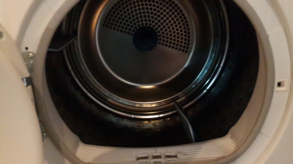 เครื่องอบผ้า Electrolux 8kg สภาพเหมือนใหม่ เครื่องอบผ้า Electrolux 8kg สภาพเหมือนใหม่