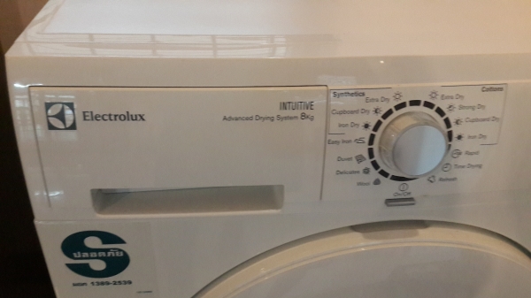 เครื่องอบผ้า Electrolux 8kg สภาพเหมือนใหม่ เครื่องอบผ้า Electrolux 8kg สภาพเหมือนใหม่