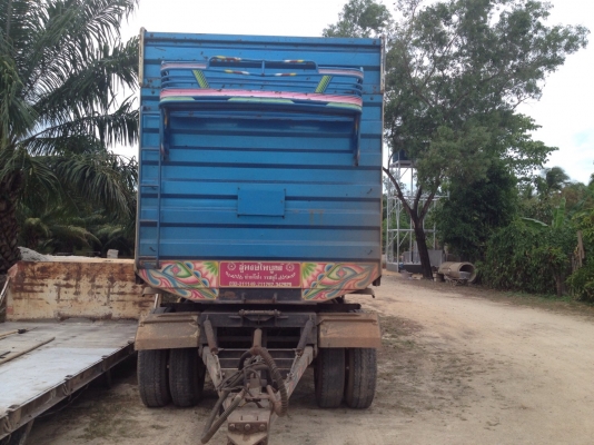 ขายสิบล้อดั้ม 360 ปี 53 แม่ลูก