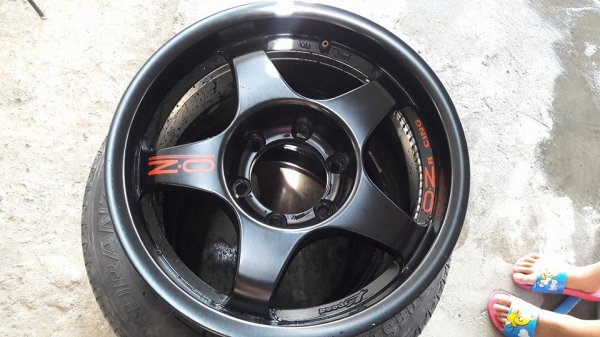 ขายล้อแม็ก OZ 16"  สนใจติดต่อ ตาเล็ก ล้อและยางครับ 081-3747940