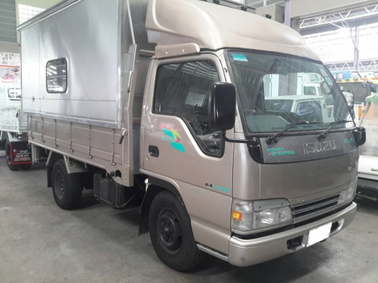 ขายรถบรรทุก 4 ล้อ ISUZU 120 แรง พร้อมใช้งาน