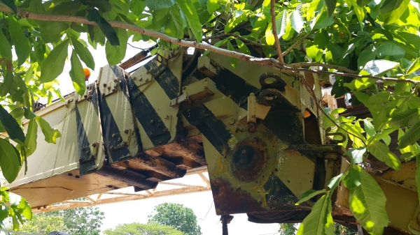 ขายรถเครน 10 ล้อ ยี้ห้อทาดาโน้ 20 ตัน M 1 พร้อมใช้ ราคาย้อมๆ สนใจรีบโทรจองด่วน