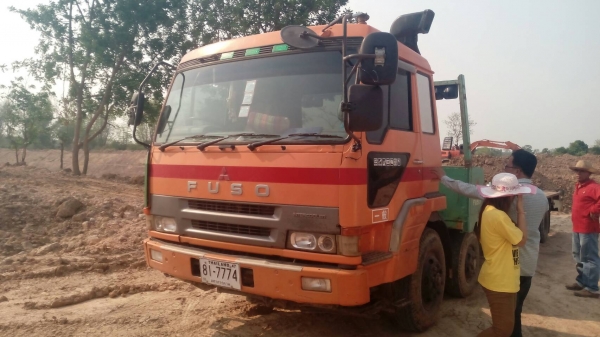 ขายด่วนรถ12 ล้อมิทชูรถเทนเลอรเครือง350แรงยาว9เมตรมีเล่ม ขายด่วนรถ12 ล้อมิทชูรถเทนเลอรเครือง350แรงยาว9เมตรมีเล่ม