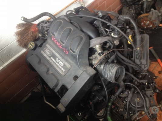 เครื่องพร้อมเกียร FORD ESCAPE 3.0 เก่าญี่ปุ่นของครบๆพร้อมเลขเครื่องสภาพสวย