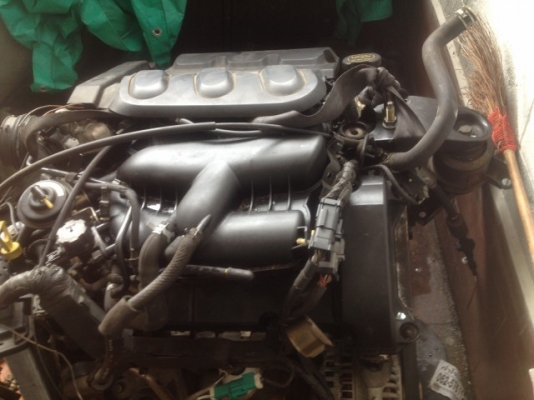 เครื่องพร้อมเกียร FORD ESCAPE 3.0 เก่าญี่ปุ่นของครบๆพร้อมเลขเครื่องสภาพสวย