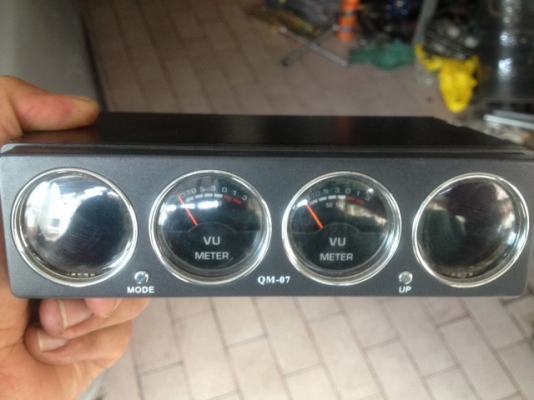 วัด VU มีวันที่นาฬิกาในตัวเก่าญี่ปุ่นไม่มีปลั๊กหลังมาตามสภาพครับเทสเเล้วใช้ได้ปกติ