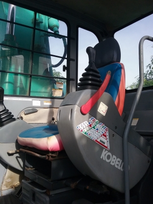 ขายรถนำเข้าเก่าญี่ปุ่น KOBELCO SK100 Mark V Super เก๋งเหลี่ยม