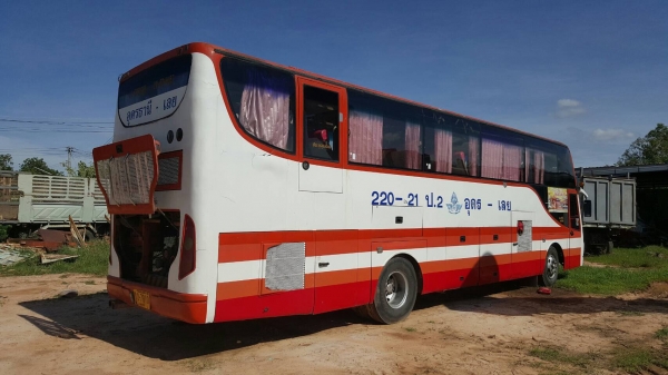 ขาย รถบัสปรับอากาศ ยาว 11 เมตร คัสซี HINO RF720 เครื่องท้าย 8DC9 320 แรงม้า ติดแก๊ส NGV 8 ถัง ช่วงล่าง ZM เบรคแห้ง ภายในสวย เอกสารเล่มทะเบียนพร้อม