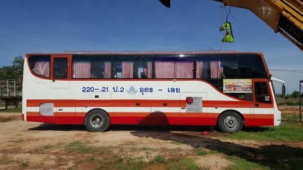 ขาย รถบัสปรับอากาศ ยาว 11 เมตร คัสซี HINO RF720 เครื่องท้าย 8DC9 320 แรงม้า ติดแก๊ส NGV 8 ถัง ช่วงล่าง ZM เบรคแห้ง ภายในสวย เอกสารเล่มทะเบียนพร้อม