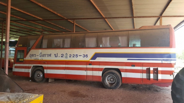 ขาย รถบัส ปรับอากาศ ยาว 10 เมตร คัสซี HINO RK176K เครื่อง DAEWOO 340 แรงม้า ติดแก๊ส NGV 8 ถัง รถใช้งานได้ปกติ เอกสารเล่มทะเบียนครบ