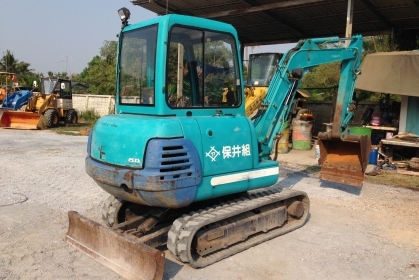 KUBOTA K-035 พร้อมหัวเก๋ง สวยๆจากญี่ปุ่น พร้อมใช้งานเลย โทร.090-986-2521 อ๊อบ