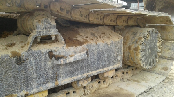 ขายรถแบคโฮ KOMATSU PC200-5 ระบบไฟเต็ม คอลโทรลสั้น เอกสารอินวอย ราคา 650000