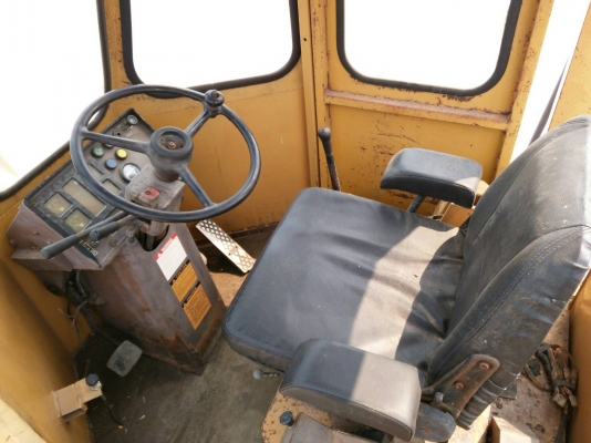 !! ขายรถตักล้อยาง WA180-1 ยี่ห้อ KOMATSU นำเข้าจากต่างประเทศแท้ 100\% สภาพสวย ไม่เคยใช้งานในไทย