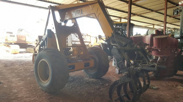 ขาย รถคีบอ้อย BELL 3 ล้อ เครื่องดอยซ์ 3 สูบ รถใช้งานได้ดี