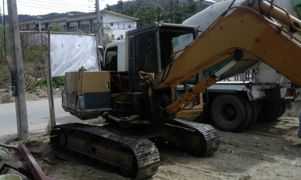 ขายรถแบคโฮ KOMATSU PC60-5U ราคา 285000