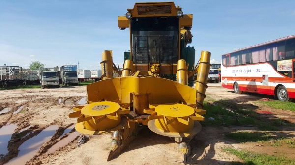 ขาย รถตัดอ้อย AUSTOFT ปี 97 สภาพพร้อมใช้งาน เครื่องดี ปั้มดี ราคาคุยกันได้ครับ