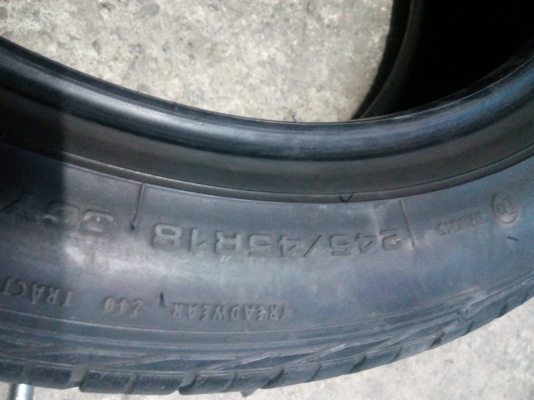 245/45R18  GOODYEAR RUNONFLAT ปี13  มี 2 เส้น  tel.081-4273941 ไอดีไลน์ 0814273941