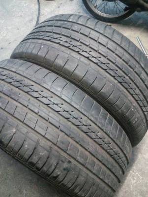 245/45R18  GOODYEAR RUNONFLAT ปี13  มี 2 เส้น  tel.081-4273941 ไอดีไลน์ 0814273941