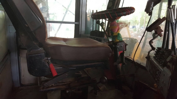 ขาย รถตัดอ้อย AUSTOFT ปี 97 สภาพพร้อมใช้งาน เครื่องดี ปั้มดี ราคาคุยกันได้ครับ