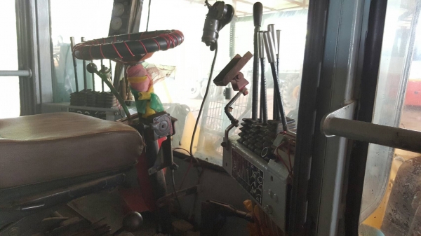 ขาย รถตัดอ้อย AUSTOFT ปี 97 สภาพพร้อมใช้งาน เครื่องดี ปั้มดี ราคาคุยกันได้ครับ