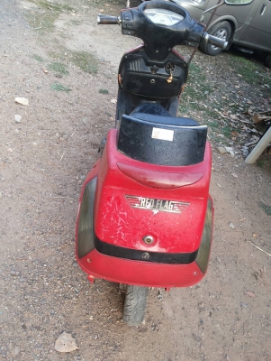 รถมอเตอร์ไซค์ไฟฟ้าขนาด 500 W. ใช้แบต 12 V. 4 ก้อน