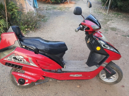 รถมอเตอร์ไซค์ไฟฟ้าขนาด 500 W. ใช้แบต 12 V. 4 ก้อน