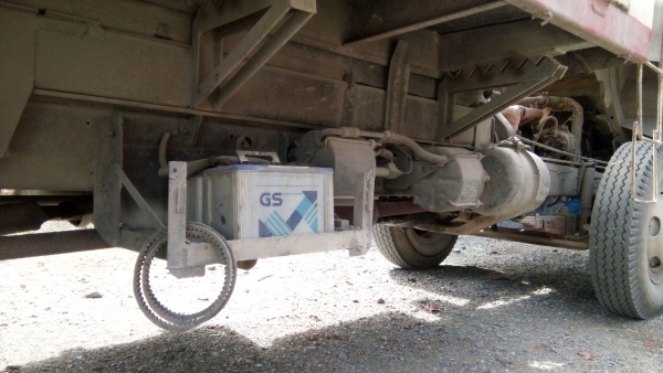 HINO หกล้อ 130 แรง HINO หกล้อ 130 แรง