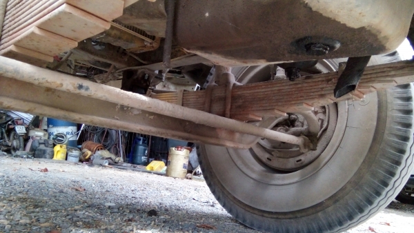 HINO หกล้อ 130 แรง HINO หกล้อ 130 แรง