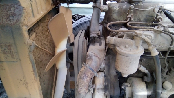 HINO หกล้อ 130 แรง HINO หกล้อ 130 แรง