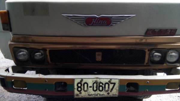 HINO หกล้อ 130 แรง HINO หกล้อ 130 แรง