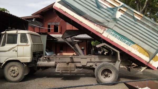 HINO หกล้อ 130 แรง