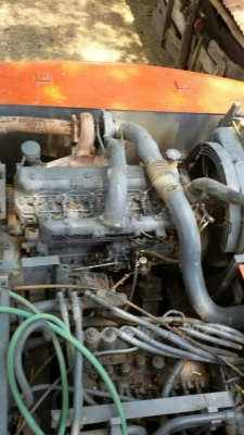 ขาย 445,000 HITACHI ex 200-2 เครื่องดีปั้มแรง เอวดี ช่วงล่างพอใช้รถพร้อมใช้ 090-772-3710 090-772-3708
