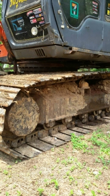 ขาย 445,000 HITACHI ex 200-2 เครื่องดีปั้มแรง เอวดี ช่วงล่างพอใช้รถพร้อมใช้ 090-772-3710 090-772-3708
