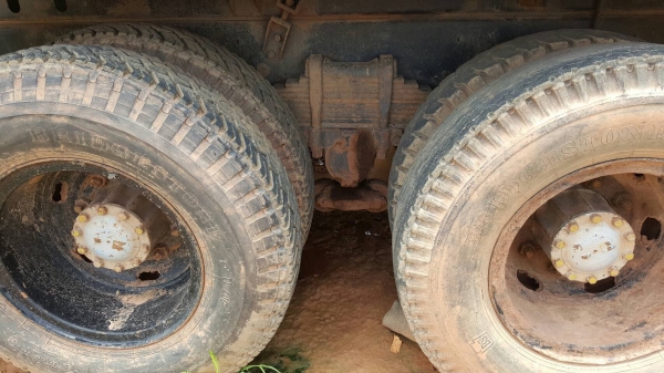 ขาย 10 ล้อดั้ม ROCKY FVZ32M วางเครื่อง 6SD1 240 แรงม้า คัสซีสวยตลอดเส้น เกียร์ใหญ่ สโลว์กลาง เบรคทิฟฟี่ ทะเบียนครบพร้อมโอน