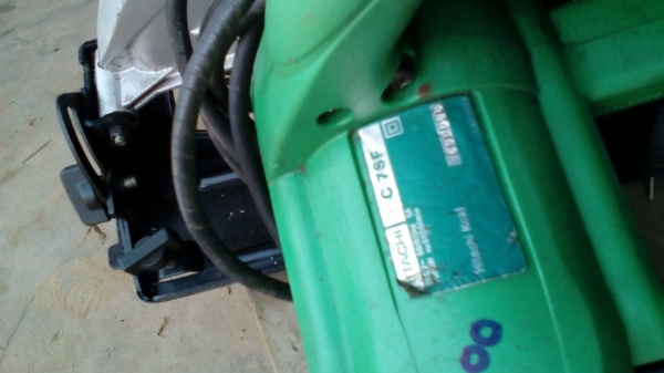 เลื้อยวงเดือน HITACHI รุ่น c 7 sf ขนาด 7 นิ้ว