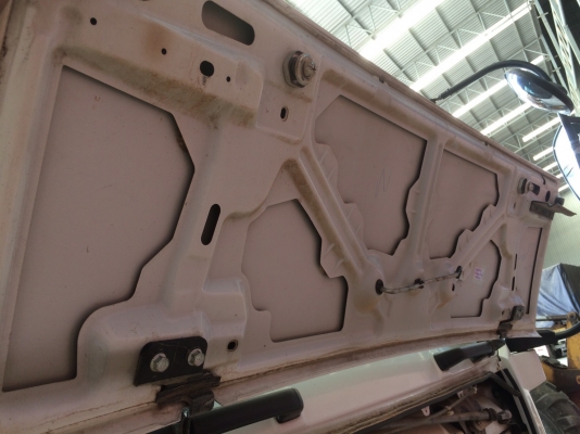 Isuzu frr 210  ปี2554 รถสวยสดมือเดียวออกห้าง ใข้งานมาแล้ว70,000 กม. กระบะดั้ม. Arm. รั้วสูงหกเส้น ยาว 4.00 ม กว้าง2.10 ม. ขาย 950,000 บาทคะ