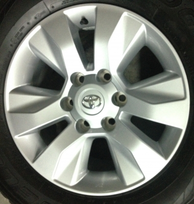 แม็กป้ายแดง โตโยต้า เรโว่ พร้อมยาง 265-65-17 ปี 15 แม็กป้ายแดง โตโยต้า เรโว่ พร้อมยาง 265-65-17 ปี 15