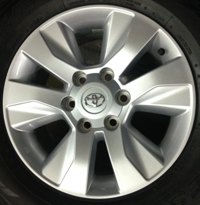 แม็กป้ายแดง โตโยต้า เรโว่ พร้อมยาง 265-65-17 ปี 15 แม็กป้ายแดง โตโยต้า เรโว่ พร้อมยาง 265-65-17 ปี 15