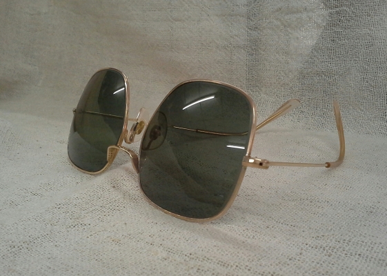 แว่นตาโกลด์ฟิลด์ฝรั่งเศส / ยิ่งใหญ่ระดับตำนาน  MOREL handmade in France  14K