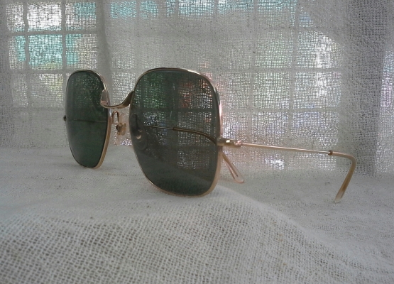 แว่นตาโกลด์ฟิลด์ฝรั่งเศส / ยิ่งใหญ่ระดับตำนาน  MOREL handmade in France  14K