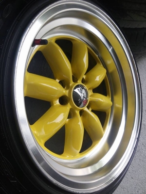 แม็กกล้วย 16 กว้าง 8 ออฟ 0 พร้อมยางดันลอปดอกล้นๆ